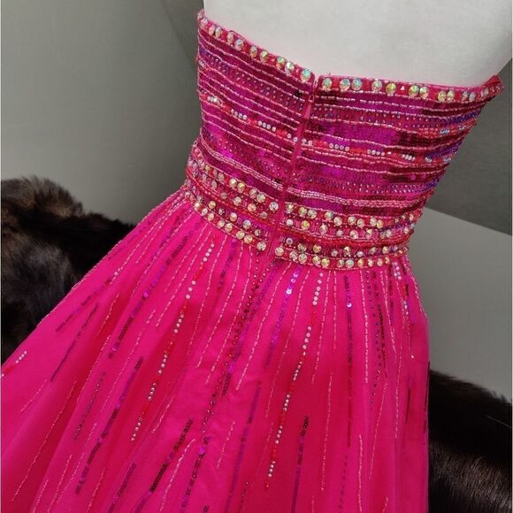 Sweet & Shining Strapless Sequins & Beads Party Dress - Picture 10 of 16